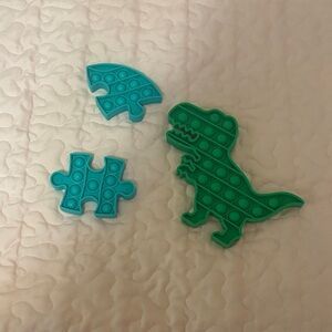 Green Dinosaur & Teal Puzzle Pop-It Fidget Toys - Kids Toys